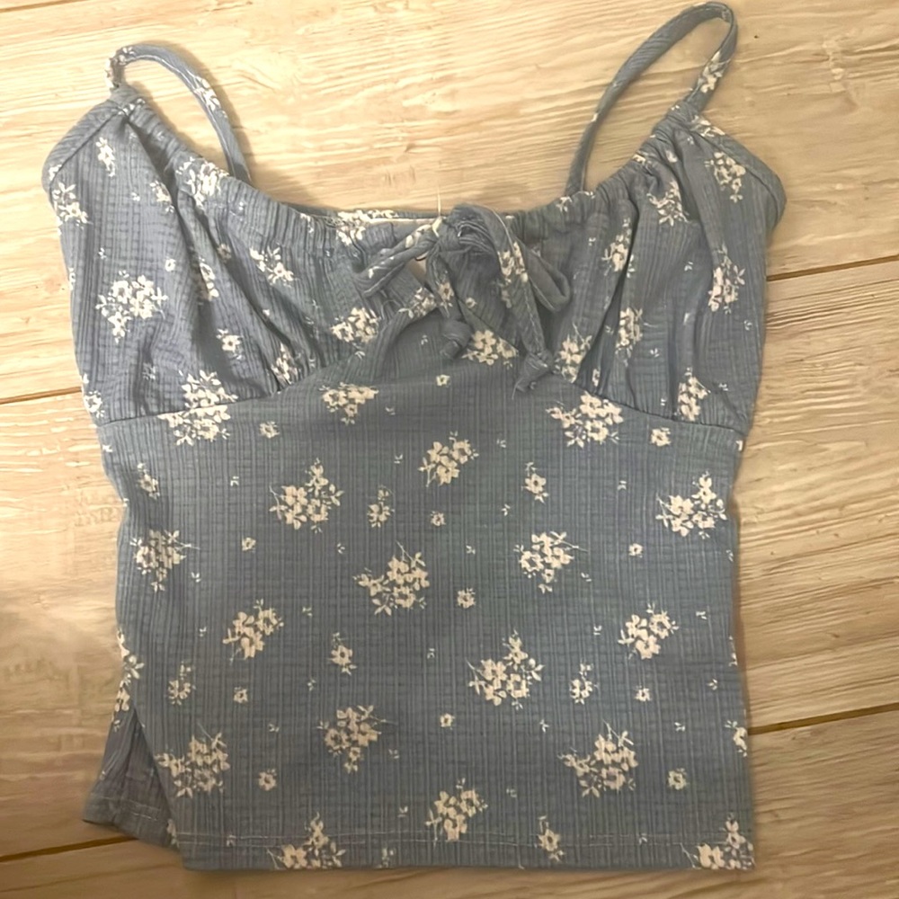 Livi by Olivia Rae: blue crop top